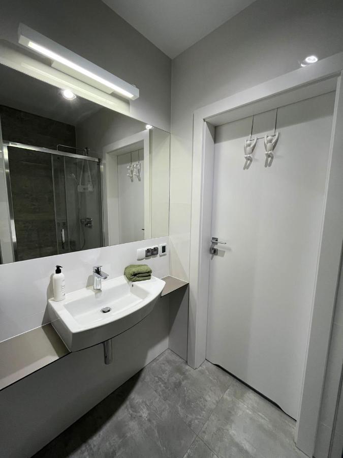 Apartamenty Olimpijska 1B & 1T ชเจอร์ค ภายนอก รูปภาพ